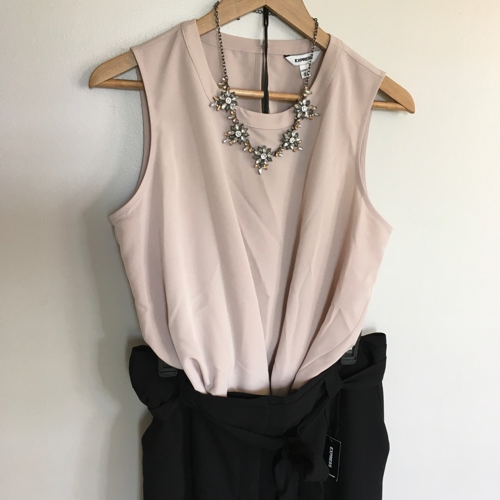 Knot Hem Shell Top Blouse in Pink